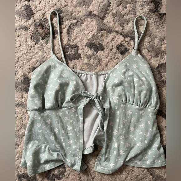 Green crop top - Picture 1 of 1